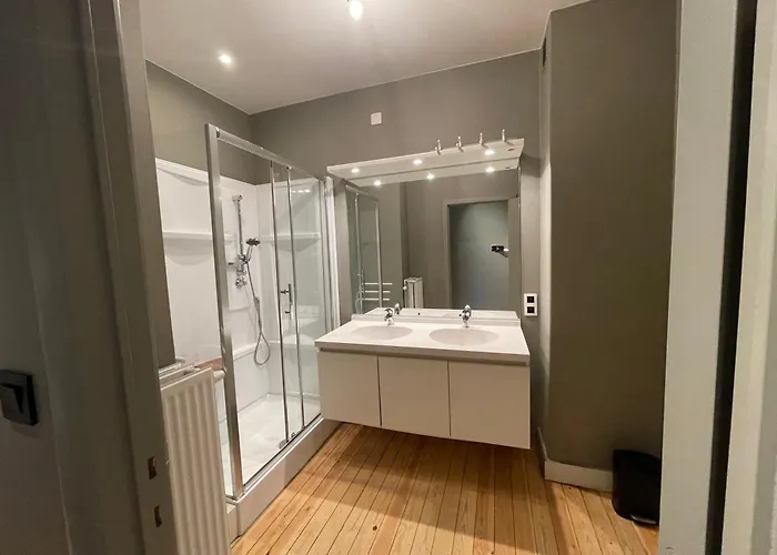 -le Bel Abri- A 2 Pas De La 펜션 드판