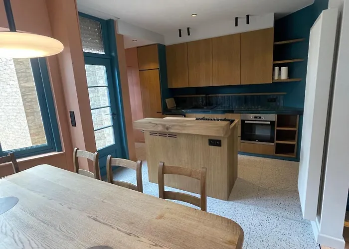 -le Bel Abri- A 2 Pas De La * 드판